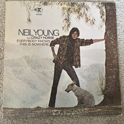 NEIL YOUNG EVERYBODY KNOWS THIS IS NOWHERE 1969 RS 6349 VG+ Vinyl LP Two Tone - Image 1 of 4