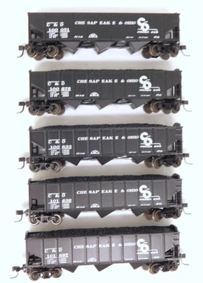 Used Athearn 11085 N C&O 40' 3-Bay Oval End Hoppers (5pk) w/Box - Image 1 of 4