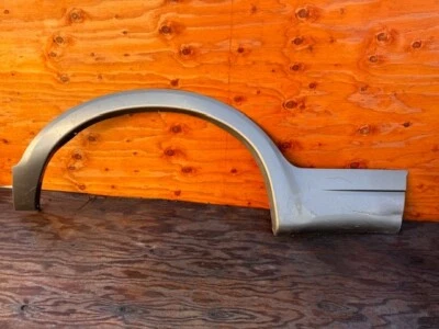 2000 - 2003 2004 FORD EXCURSION Rear Left LH Driver Fender Flare Molding OEM — 第 1/4 张图片