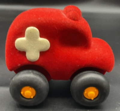 Rollos de juguete Fuzzy Rubbabu Hopkins The Little Ambulance Foto 1 de 4