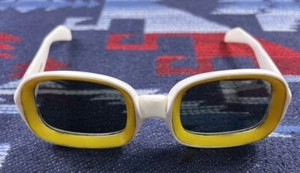 70’s 80’s VTG WILLSON GREECE glasses SQUARE sunglasses YELLOW & WHITE DISCO MOD - Picture 1 of 21