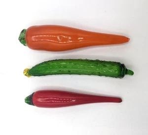 Set di 3 verdure in vetro soffiato a mano carota peperoncino cetriolo sottaceto - Foto 1 di 5