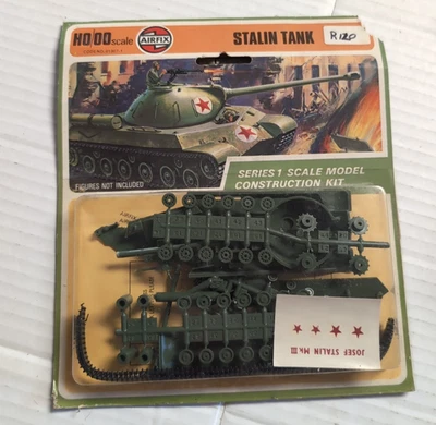 1973 HO /00  Airfix Russian  IS-3 Stalin Tank Model Kit Sealed Complete - Image 1 of 4