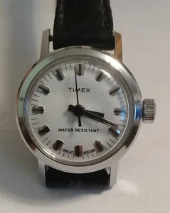 TIMEX Damenarmbanduhr Mechansch Water Resistant Stainless Steel Back - Bild 1 von 7