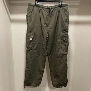 Arizona Jean Co. Mens Green/ Khaki Reversable Outdoor Cargo Pants - Picture 1 of 17