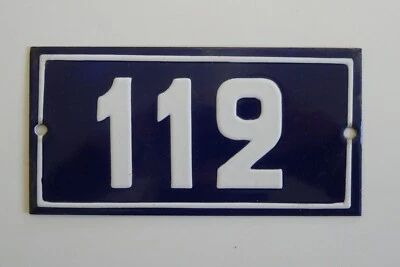 Ancien numéro de rue, Maison plaque émaillée, en relief N°112 - Photo 1/3