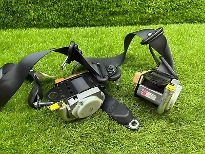 Cinturón de seguridad izquierdo derecho Nissan 350Z 2003-2008 OEM 86884-CD040 Foto 1 de 4