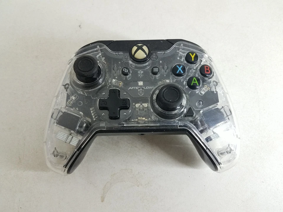 Afterglow Xbox One Wired Controller USB Prismatic 048 077 381 SVEA - Image 1 of 4