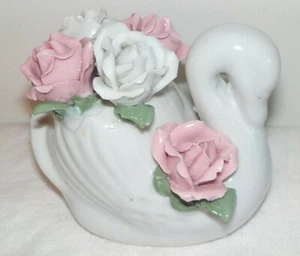 Vintage Porcelain Swan with Roses Very Nice! - Picture 1 of 6