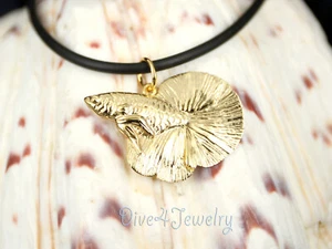 SOLID 925 Sterling Silver Gold Plated 3D Betta Fish fight fish Pendant Necklace - Picture 1 of 8