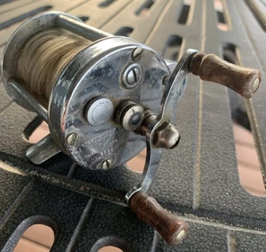Vintage Pflueger Akron No. 1893L Fishing Reel - Made in the USA!!!   (B) - Picture 1 of 7