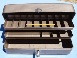 Vintage 18" Union Steel Chest Corp. Fishing Tackle Box USA Made Great Condition - Picture 1 of 18
