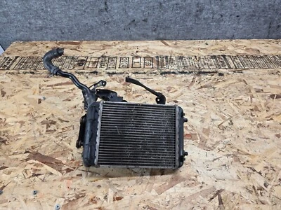 MONTAJE RADIADOR REFRIGERACIÓN AUXILIAR OEM 13-22 AUDI S8 RS3 RS5 RS7 4,2 L Foto 1 de 4