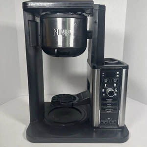 Ninja Hot & Iced, Single or Drip Coffee System, CM300 Base Only - Imagen 1 de 15