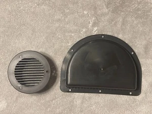 SIERRA PACIFIC TRAILER SIDE WALL AIR VENTS - BLACK 1 SET FREE FAST SHIPPING - Picture 1 of 2