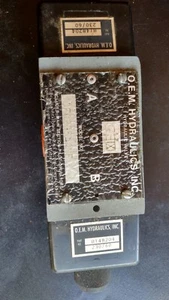 O.E.M. / York Directional Valve DF0206AANE part# H148204 230/60 - Picture 1 of 4