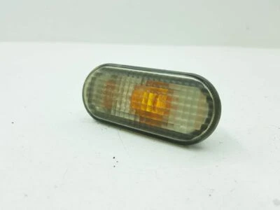 Intermitente lateral delantero derecho volkswagen passat b5 1998 3b0949117c amd60034 Foto 1 de 4