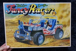 KIT MODELO JEEP FANCY RACER VINTAGE BANDAI  - Imagen 1 de 12