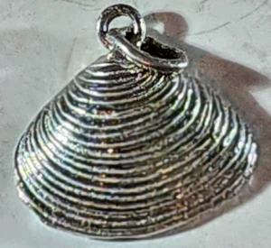 Ciondolo vintage in argento sterling CLAM SHELL #4 per bracciale con ciondolo, 1,04 g - Foto 1 di 2
