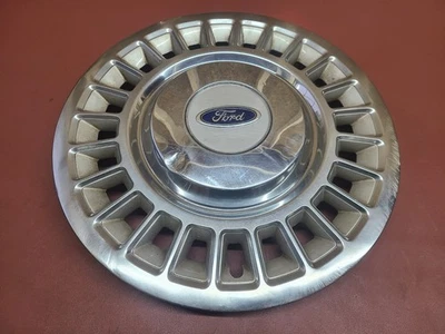 Tapacubos Ford Crown Victoria 1998-2002 P71 Police Interceptor F8AC-1130-AA Foto 1 de 4