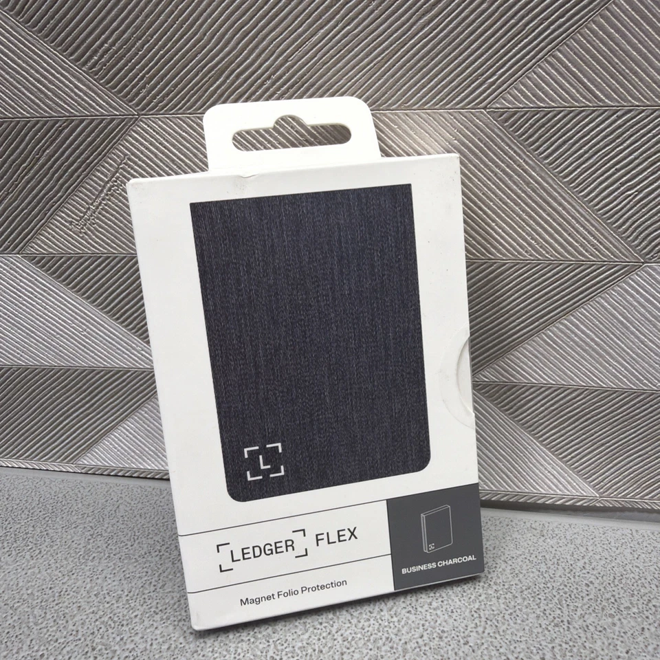 CARBÓN PROTECTOR FOLIO MAGNÉTICO LEDGER FLEX Foto 1 de 1