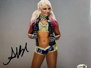 Alexa Bliss WWE/NXT Debüt Posed Photo JSA Certified - Bild 1 von 2