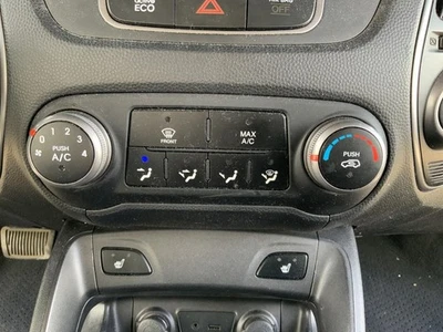 OEM Climate Control Manual Climate Control  14-15 TUCSON 1361023 - Image 1 of 4
