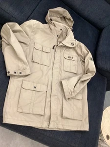 Jack Wolfskin . Herren Übergangsjacke. Beige. Gr XL. Kapuze.Reißverschluss - Bild 1 von 15