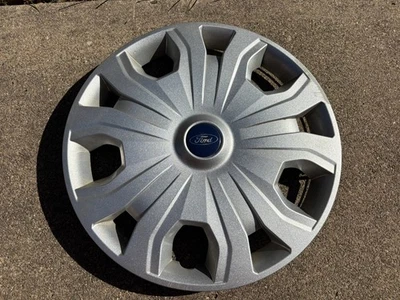 (1) Tapacubos de plástico original Ford Transit 2018-2020, 16 pulgadas, fabricante de equipos originales ¡buen estado! Foto 1 de 4