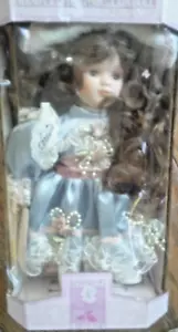 Bambola porcellana vintage fatta a mano ricordi da collezione Emma 9" in scatola - Foto 1 di 2