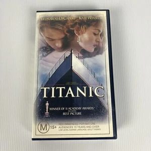 Titanic VHS Leonardo DiCaprio & Kate Winslet Academy Awards Winning - Picture 1 of 6