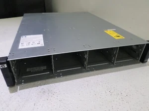 HP Storageworks P2000 AW593A G3 SAS Dual Controller 12-Bay LFF - Photo 1/13