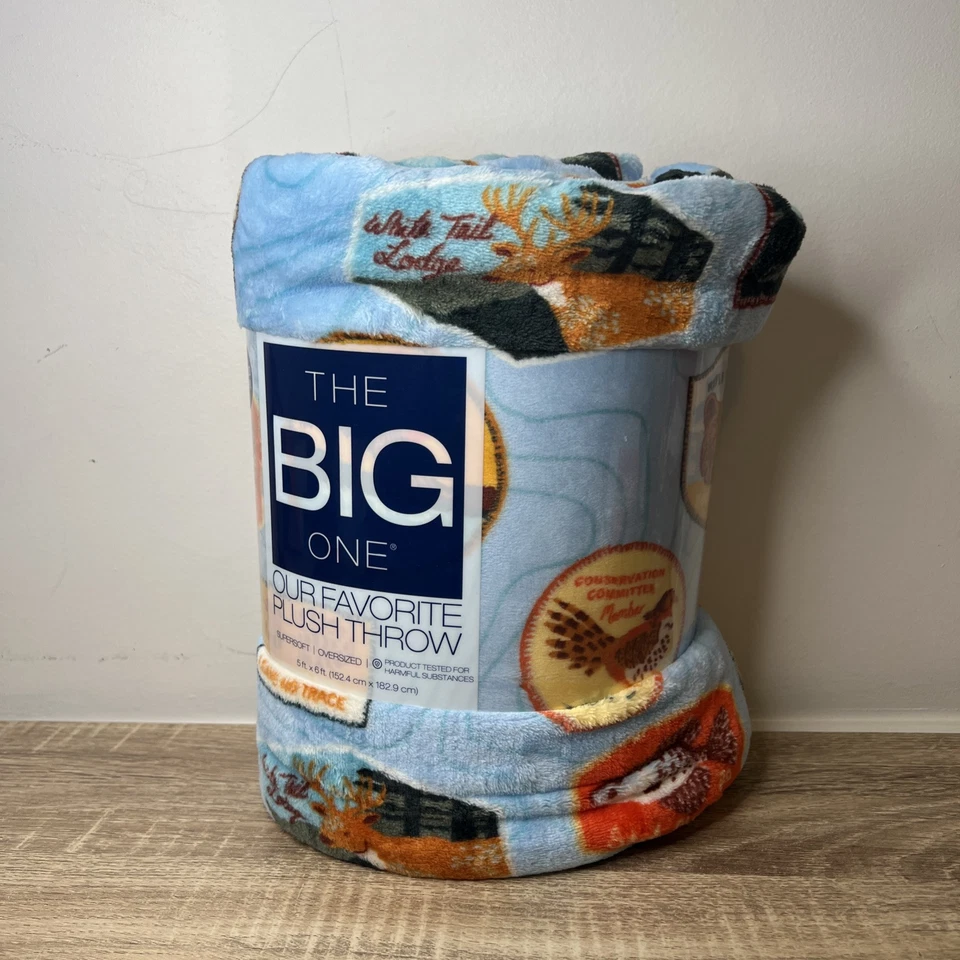 The Big One Christmas Holly Super Soft Plush Throw Oversized 5ft X 6ft