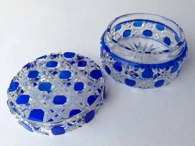 Josephinenhütte Boîte Avec Couvercle En Verre Taillé À La Main Environ 1920 G577 - Photo 1/4