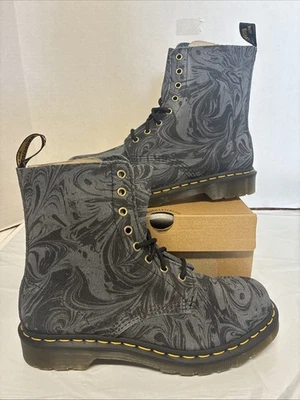 Botas DR. MARTENS 1460 PASCAL negras + grises gamuza jaspeada nuevas para mujer talla 8 Foto 1 de 4