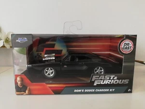 Jada 1:32 Fast & Furious Dom's 1970 Dodge Charger R/T Black Diecast Car - Picture 1 of 5