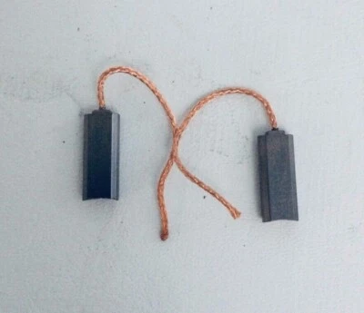 Jeu de balais (charbon) JX42 pour véhicules Fiat Diesel1300  TT 903  Duna  Panda - Image 1 of 4