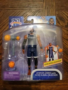 2021 SPACE JAM A NEW LEGACY 5" Lebron James With Acme B-Ball Blocker - Picture 1 of 2