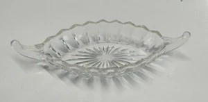 CLEAR GLASS OVAL SHAPED RELISH TRAY WITH FLOWER BOTTOM AND SAW TOOTH EDGE - Picture 1 of 7