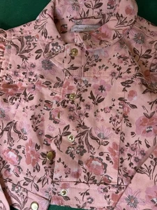Size 4T Girls Pink Denim Like Jacket With Floral Design NWOT - Picture 1 of 5