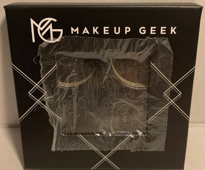 Two  (2) MAKEUP GEEK Four Slot Quad Empty Magnetic Palette Round ( 1”) Pan Use - Image 1 of 4