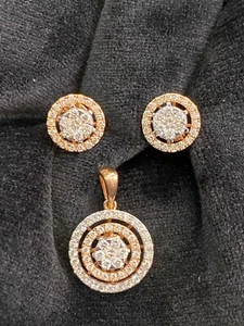 1.65 Cts Round Brilliant Cut Diamonds Pendant Earrings Set In 585 Solid 14K Gold - Picture 1 of 12