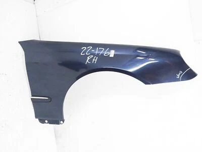 Panel de guardabarros del pasajero Mercedes-Benz Clk350 2006-2009 - Ópalo negro *Pequeños golpes* Foto 1 de 4