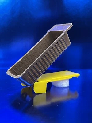 Hot Wheels Redline (DUMP TRUCK HEAVYWEIGHT)~*DUMPER*~BROWN & YELLOW - Image 1 of 2