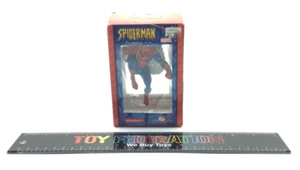 Kurt S. Adler Marvel Spider-Man Holiday Ornamento - Imagen 1 de 8