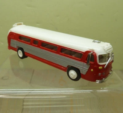 American Precision Models Bus Red C Truck & Coach Division HO Scale 1:87 APM - Image 1 of 4