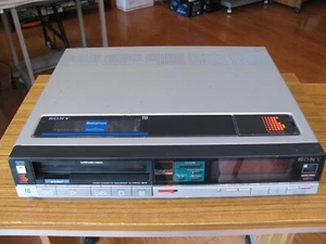 Sony SL-HFR30 Beta Betamax Video Cassette Recorder Working Condition No Remote - Picture 1 of 11