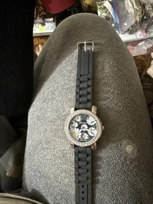 geneva watches women vintage Daisy Rhinestone  - Image 1 of 4