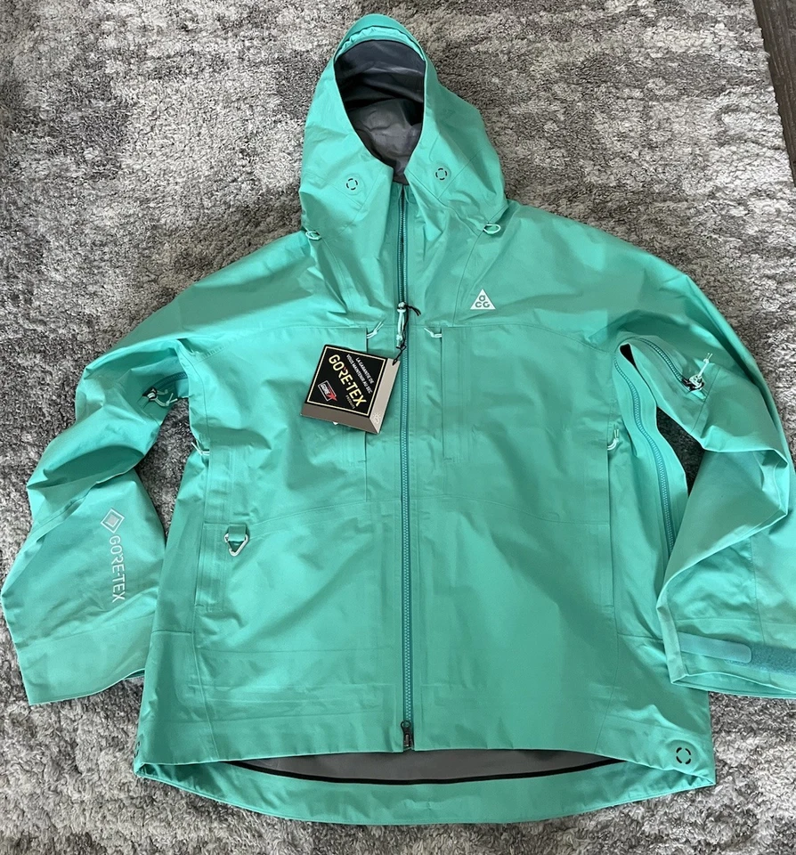Nike ACG Storm Fit ADV Rain Jacket Green Sweater DQ5771‑369 Men Sz S