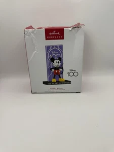 100 Años de Maravilla Sello Disney Mickey Mouse Adorno de Navidad 2023 - Imagen 1 de 9